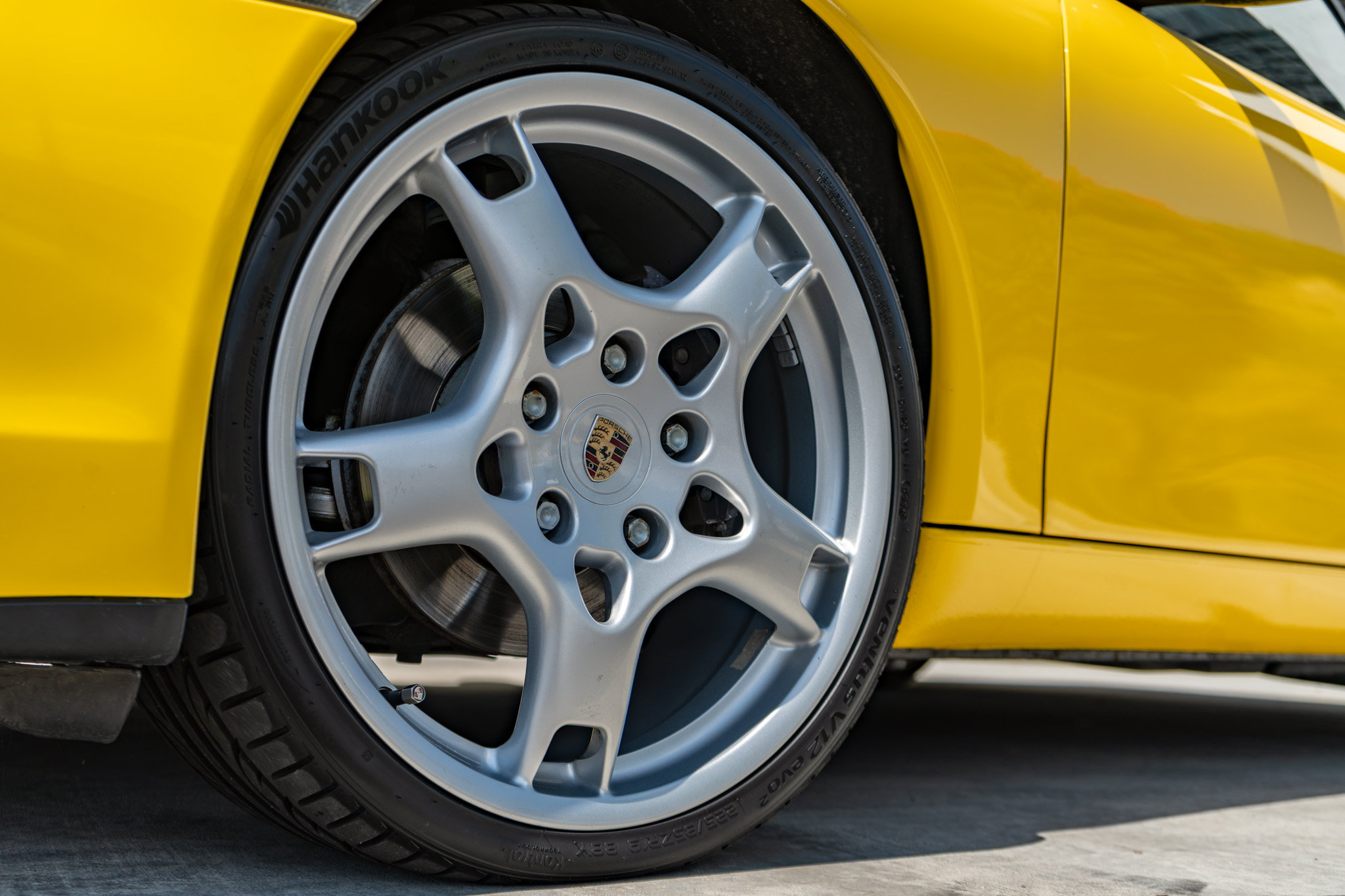 Used 1998 Porsche Boxster RWD image 6
