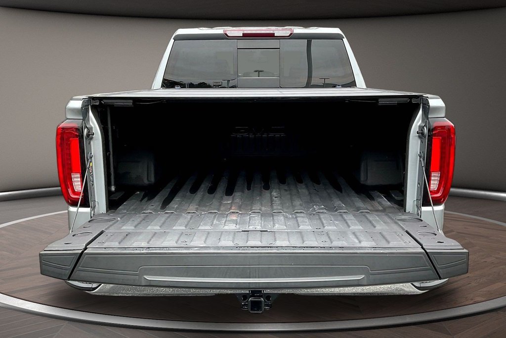 Used 2023 GMC Sierra 1500 SLT w/ SLT Premium Plus Package RWD image 10