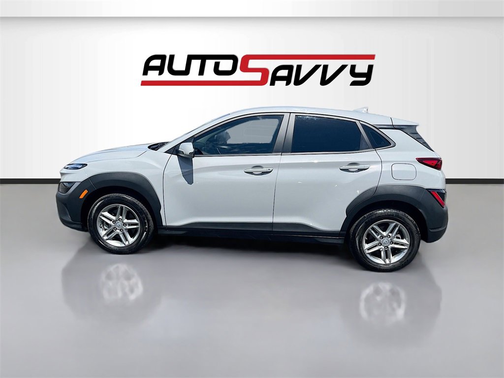 Used 2023 Hyundai Kona SE image 4