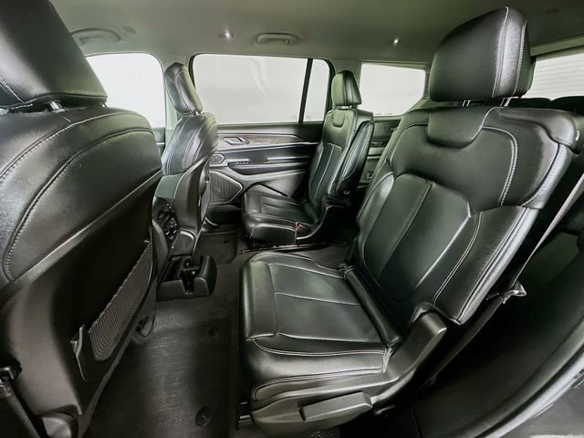 Used 2022 Jeep Grand Cherokee L Limited AWD/4WD image 34