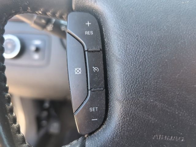 Used 2011 Chevrolet Impala LTZ FWD image 11