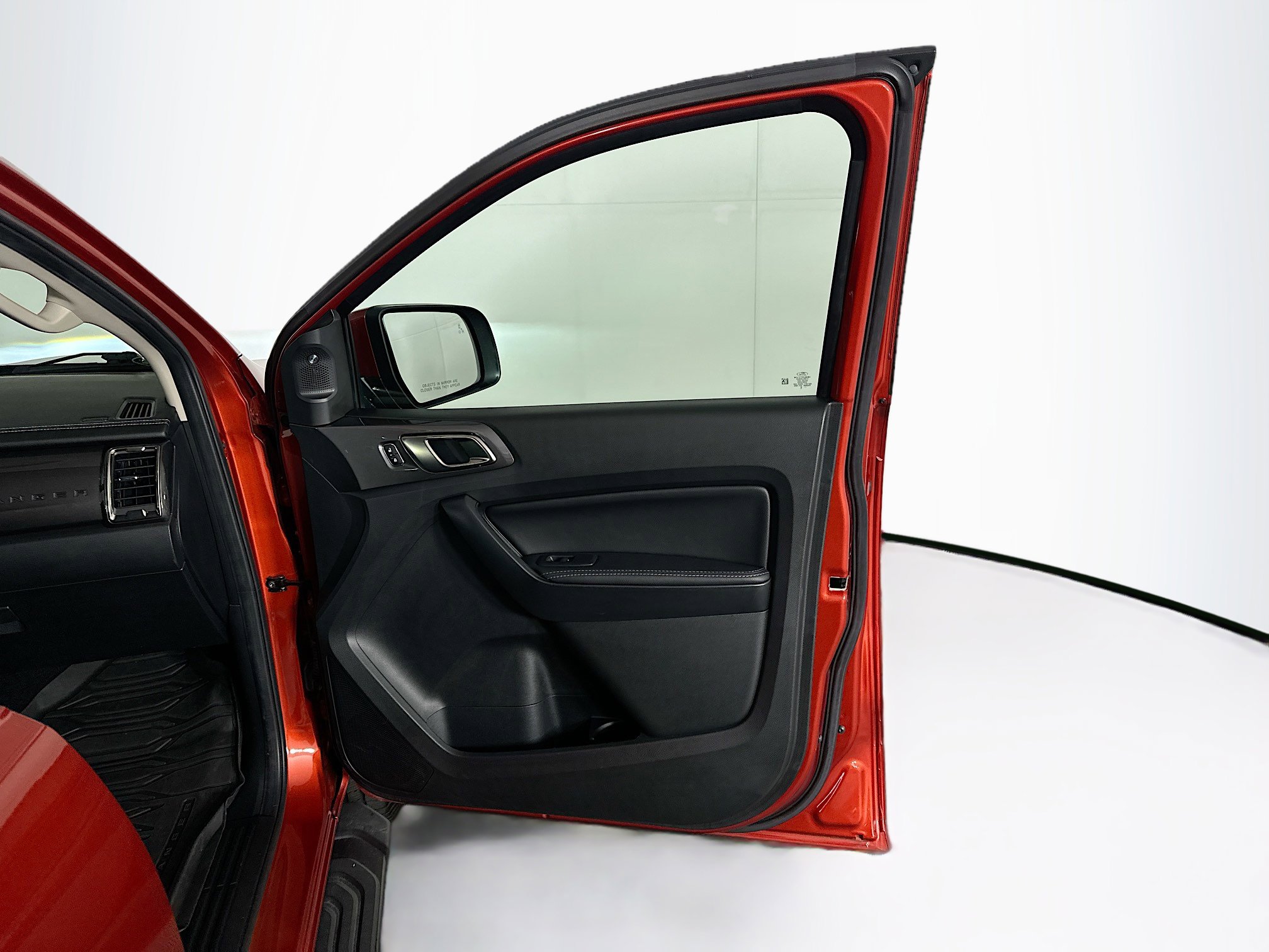 Used 2022 Ford Ranger Lariat w/ Equipment Group 501A High image 31