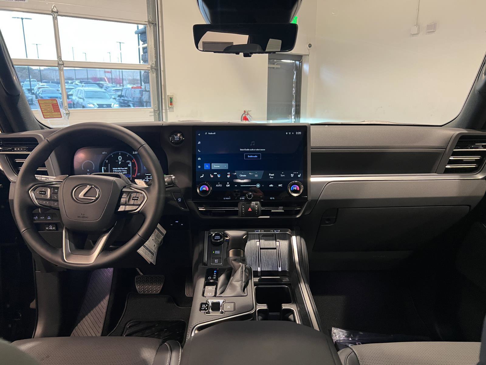 Used 2026 Lexus GX 550 w/ Cold Area Package image 32