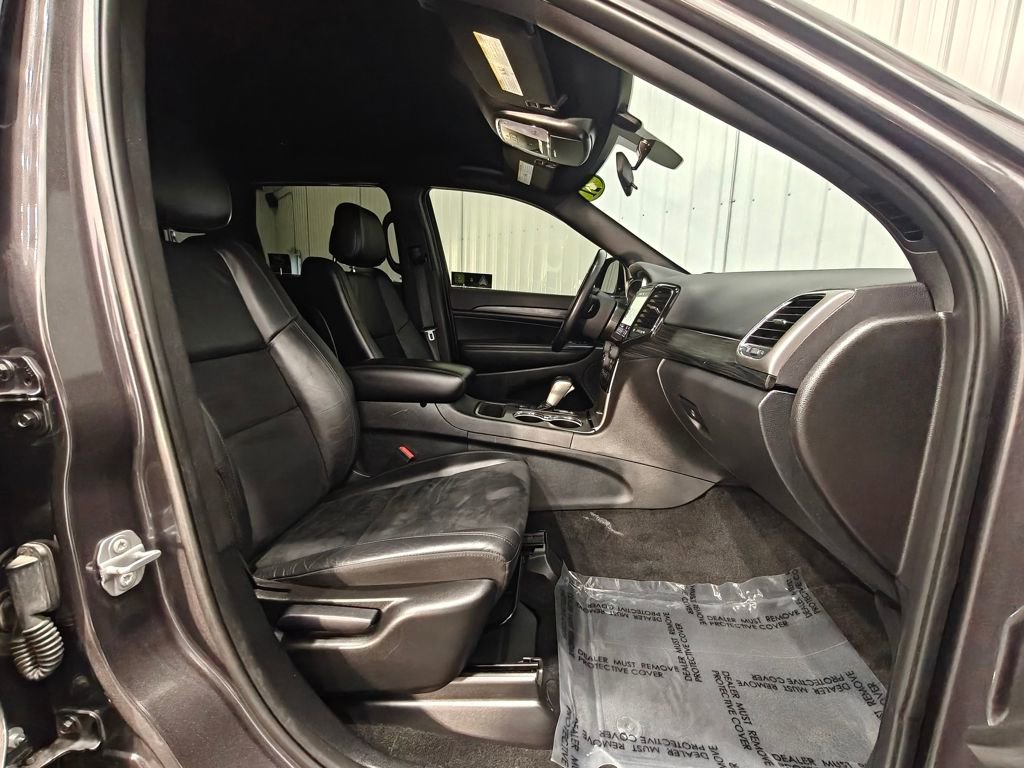 Used 2021 Jeep Grand Cherokee Laredo X image 21