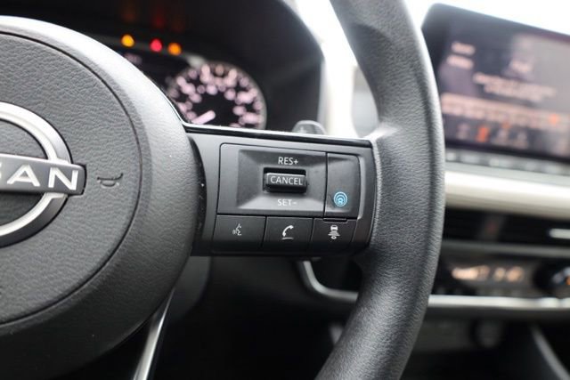 Used 2023 Nissan Rogue SL w/ SL Premium Package image 22