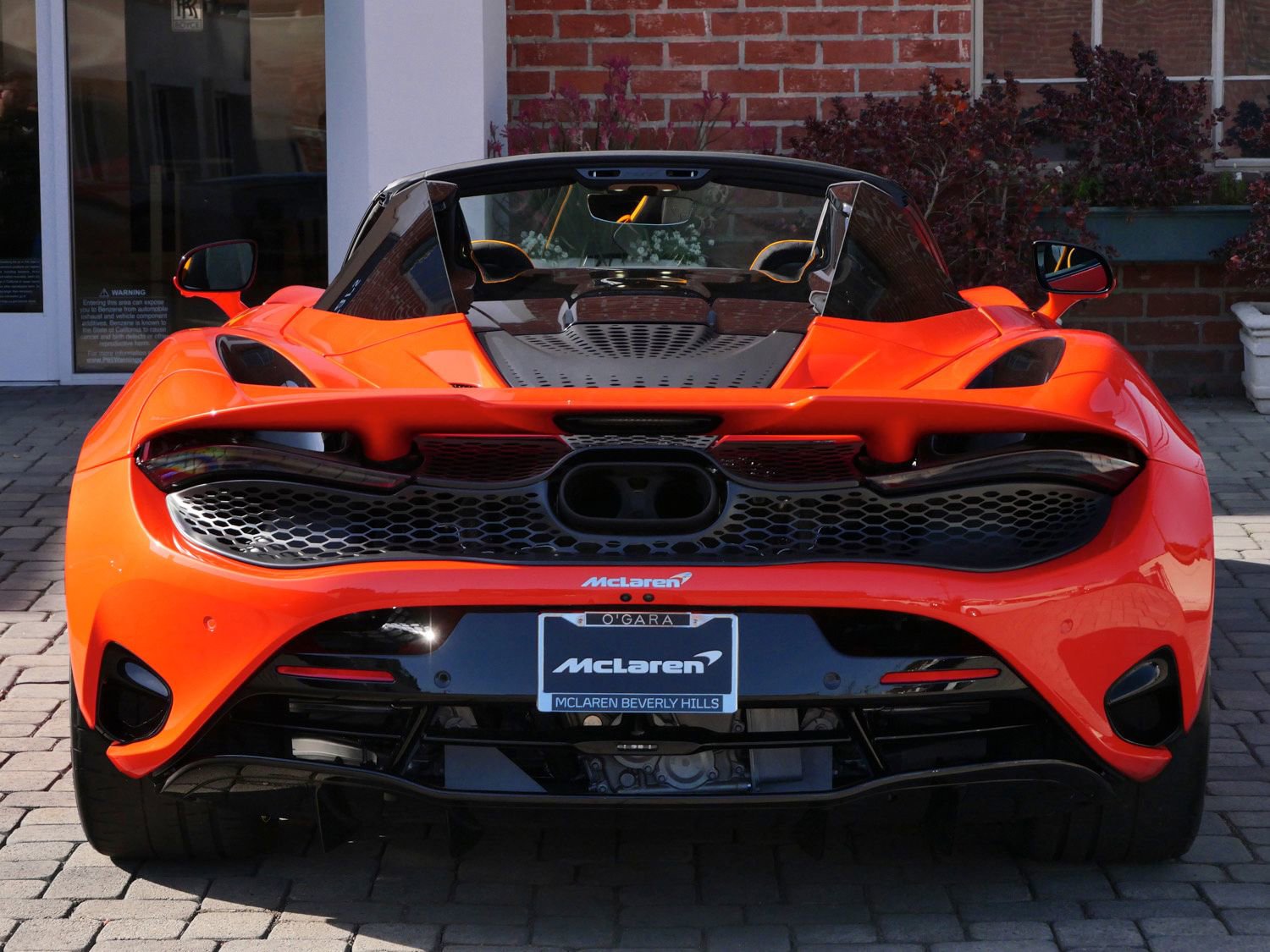 Used 2024 McLaren 750S Spider image 5
