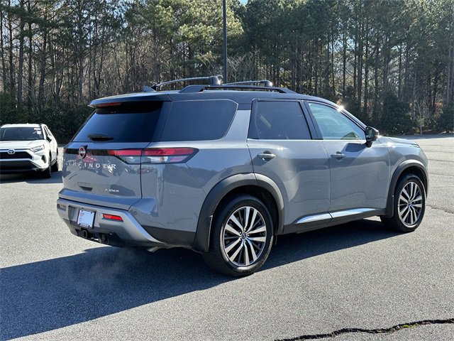 Used 2022 Nissan Pathfinder Platinum w/ Cargo Package image 8