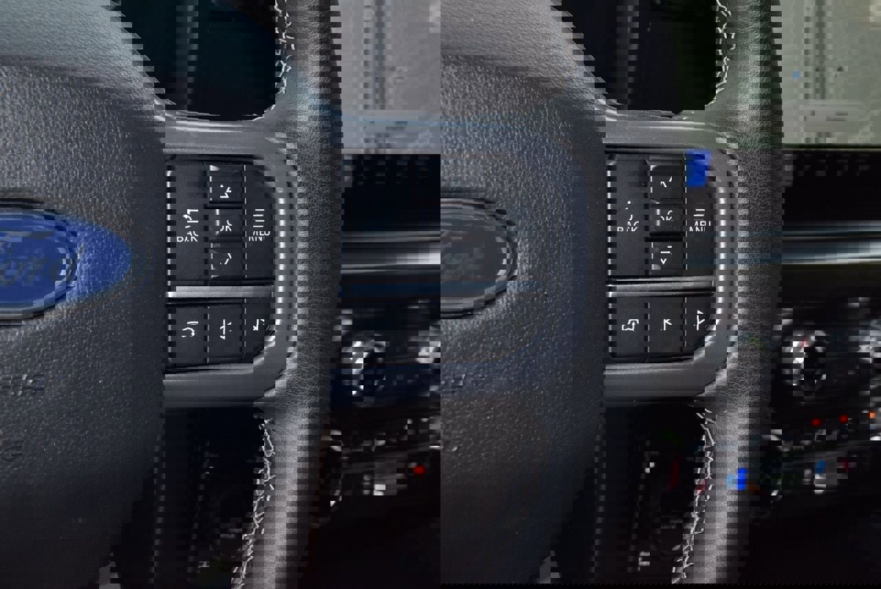 Used 2025 Ford F250 Lariat image 24