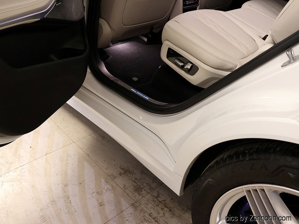 Certified 2024 BMW ALPINA XB7 image 34