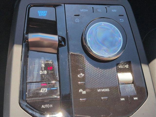 Used 2025 BMW iX xDrive50 image 12