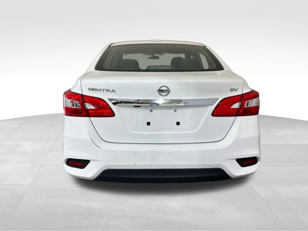 Used 2016 Nissan Sentra SV FWD image 4