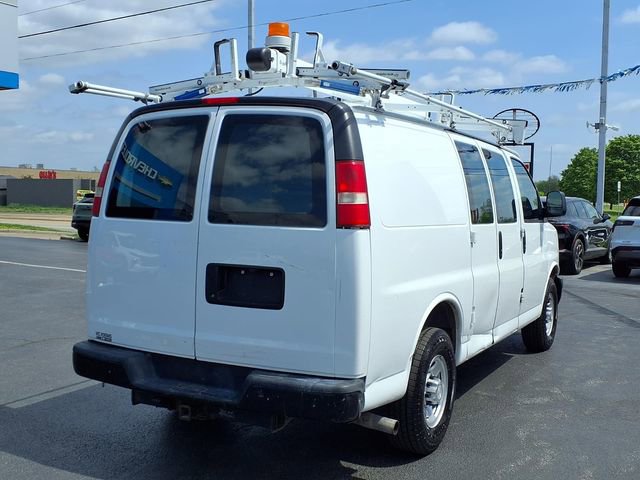 Used 2015 Chevrolet Express 2500 RWD image 4