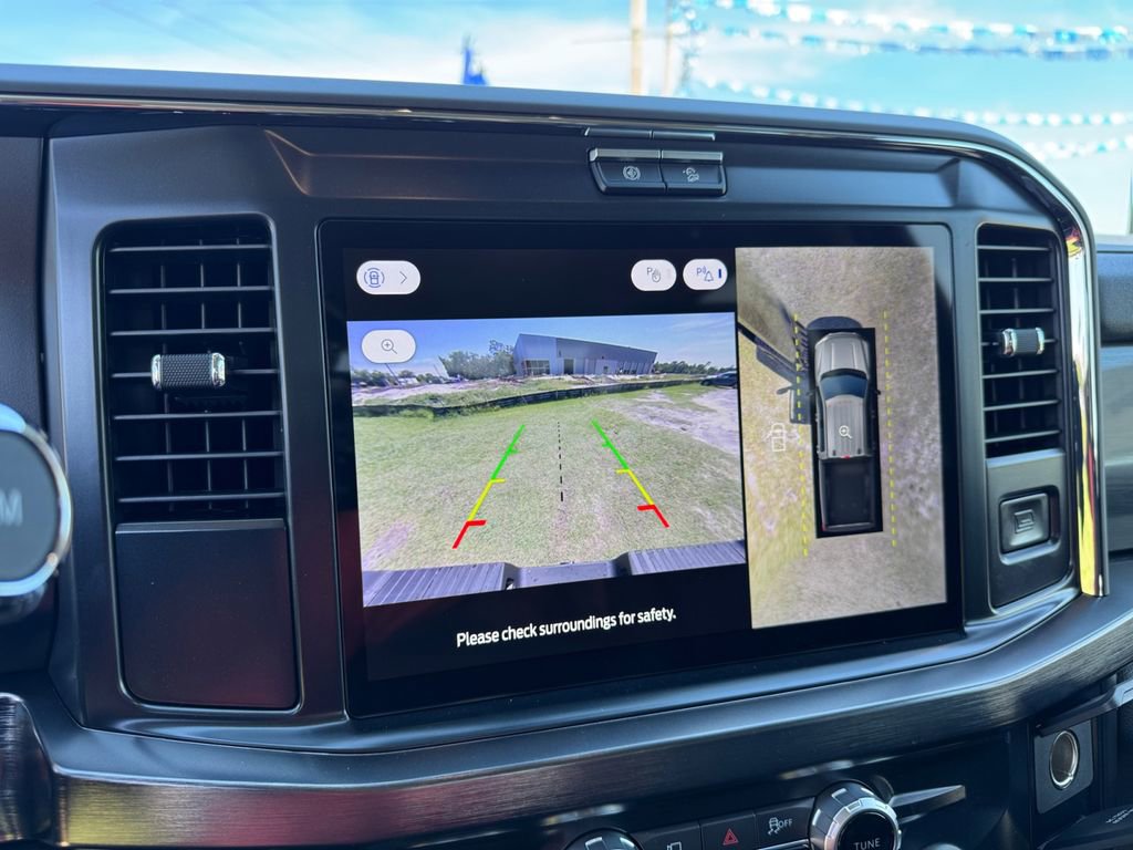New 2026 Ford F250 Lariat image 33