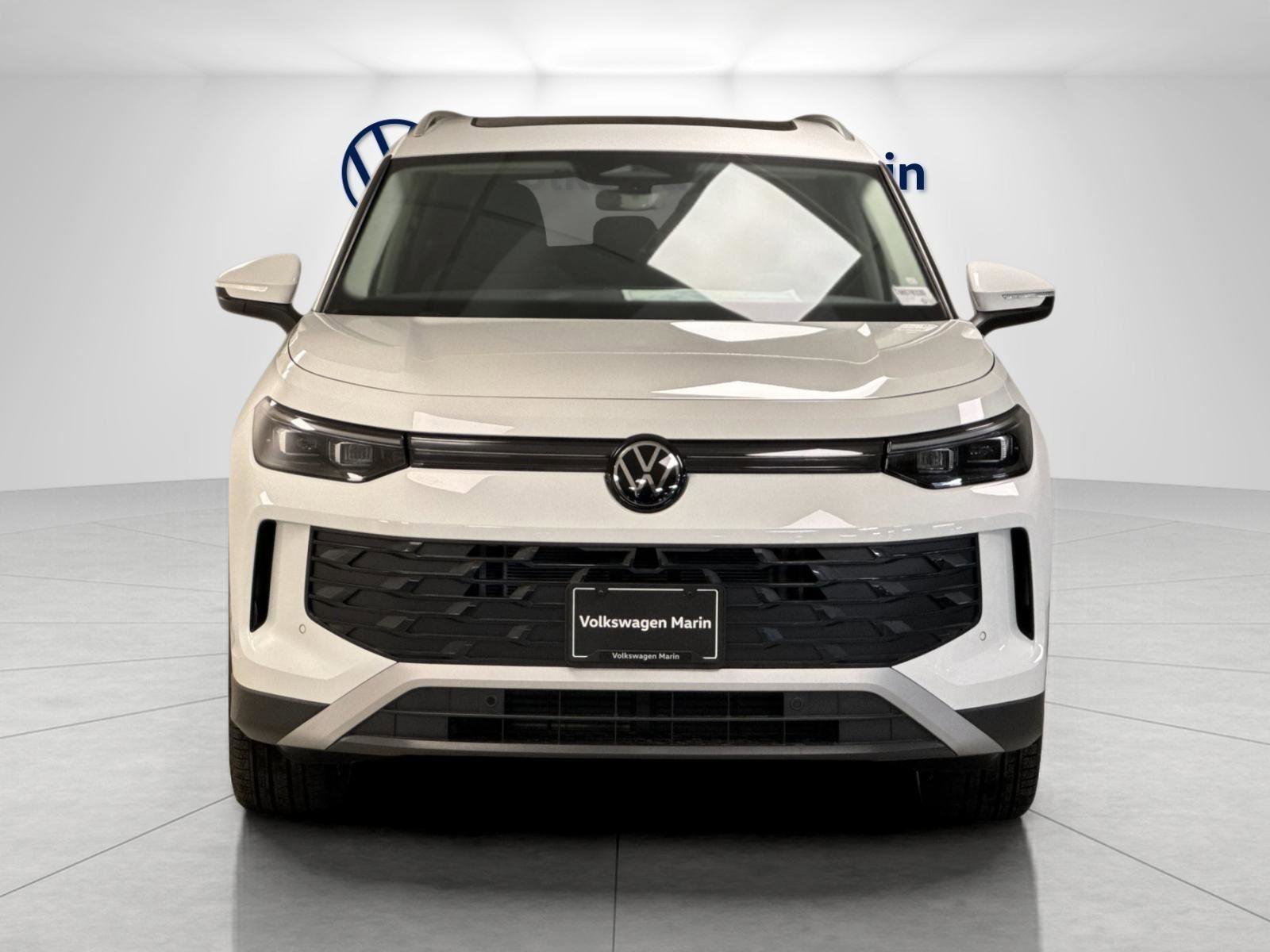 New 2026 Volkswagen Tiguan SE image 8