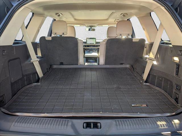 Used 2021 Lincoln Aviator Reserve w/ Equipment Group 201A image 6