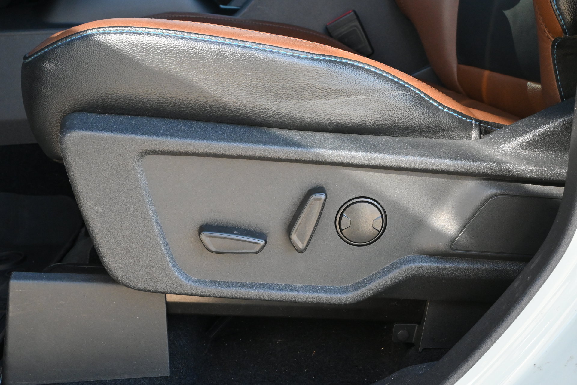 Used 2023 Ford Bronco Outer Banks AWD/4WD image 15