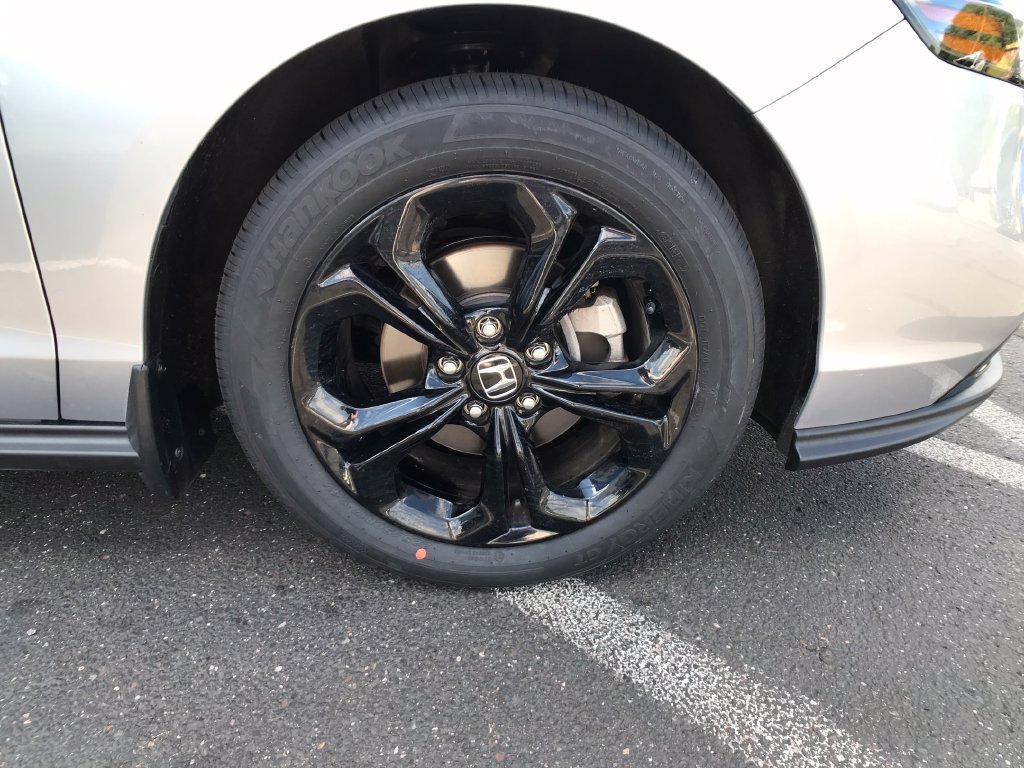 Certified 2025 Honda Accord SE image 5