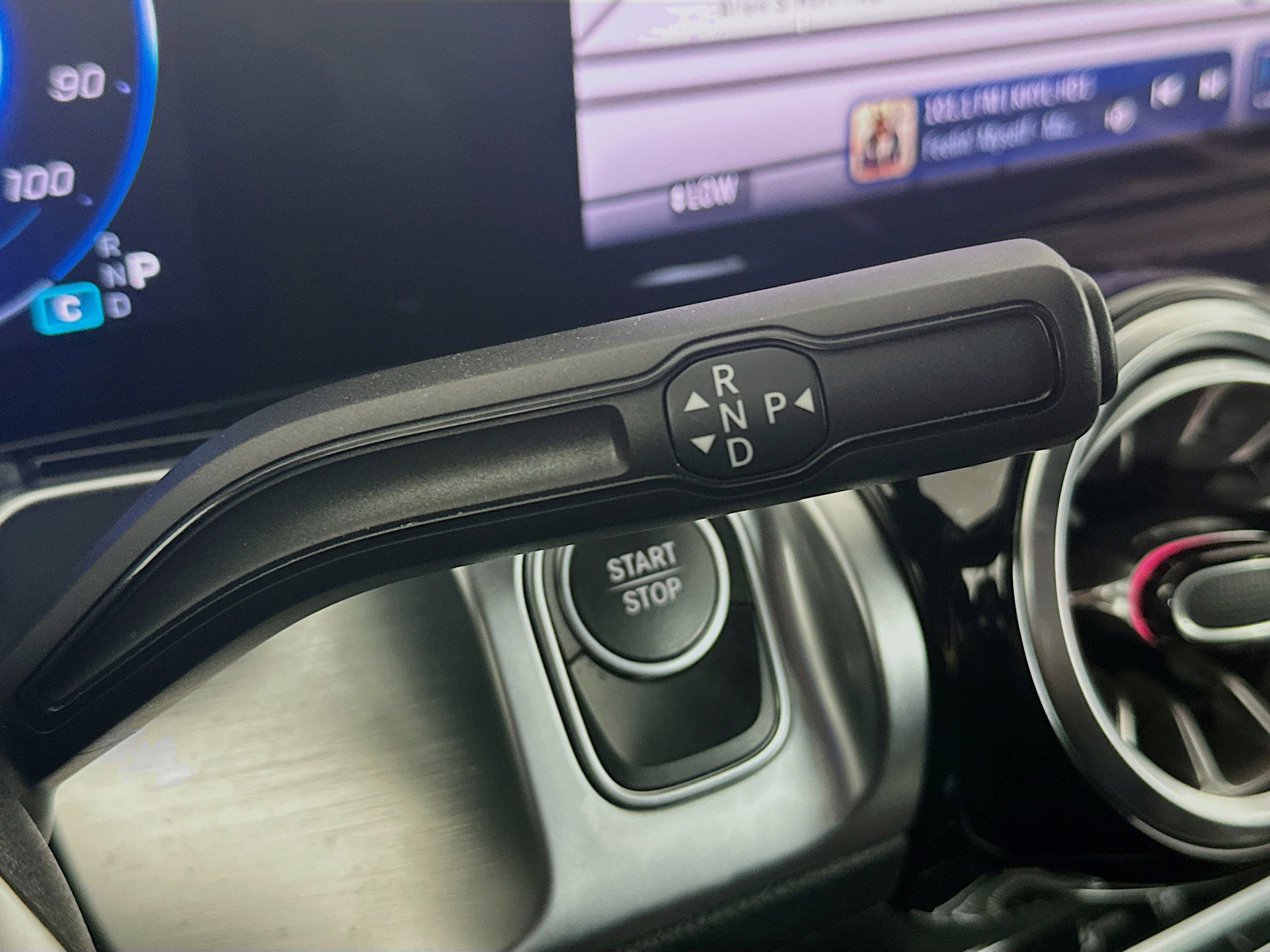 Used 2024 Mercedes-Benz EQB 250+ image 25