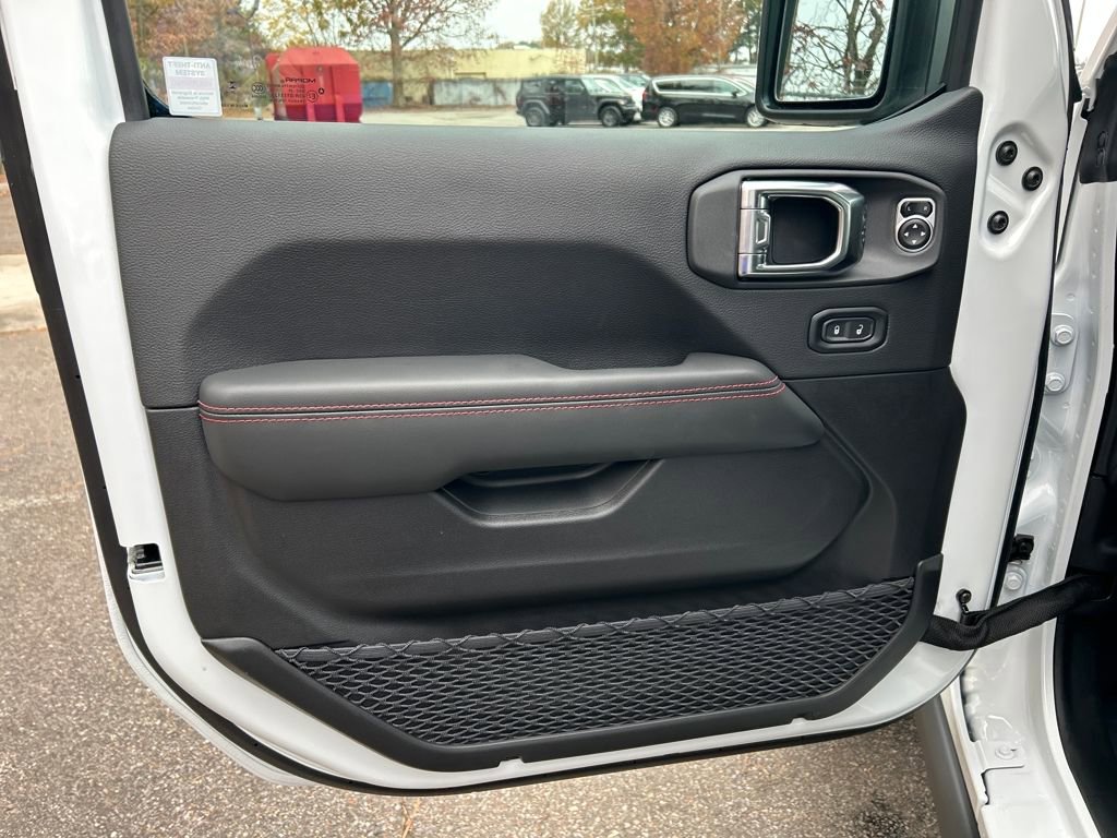 New 2026 Jeep Wrangler Unlimited Rubicon w/ Safety Group image 11