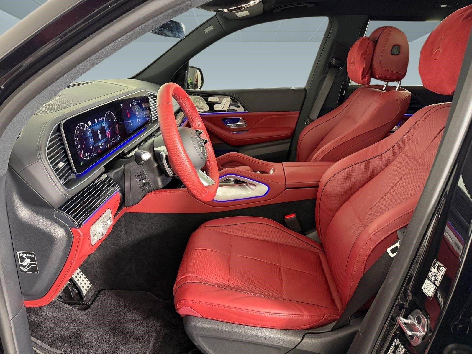 Used 2025 Mercedes-Benz GLS 580 4MATIC image 5