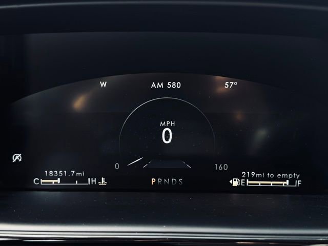 Used 2023 Lincoln Nautilus AWD image 28