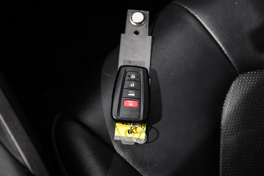 Used 2022 Toyota Camry XSE FWD image 64