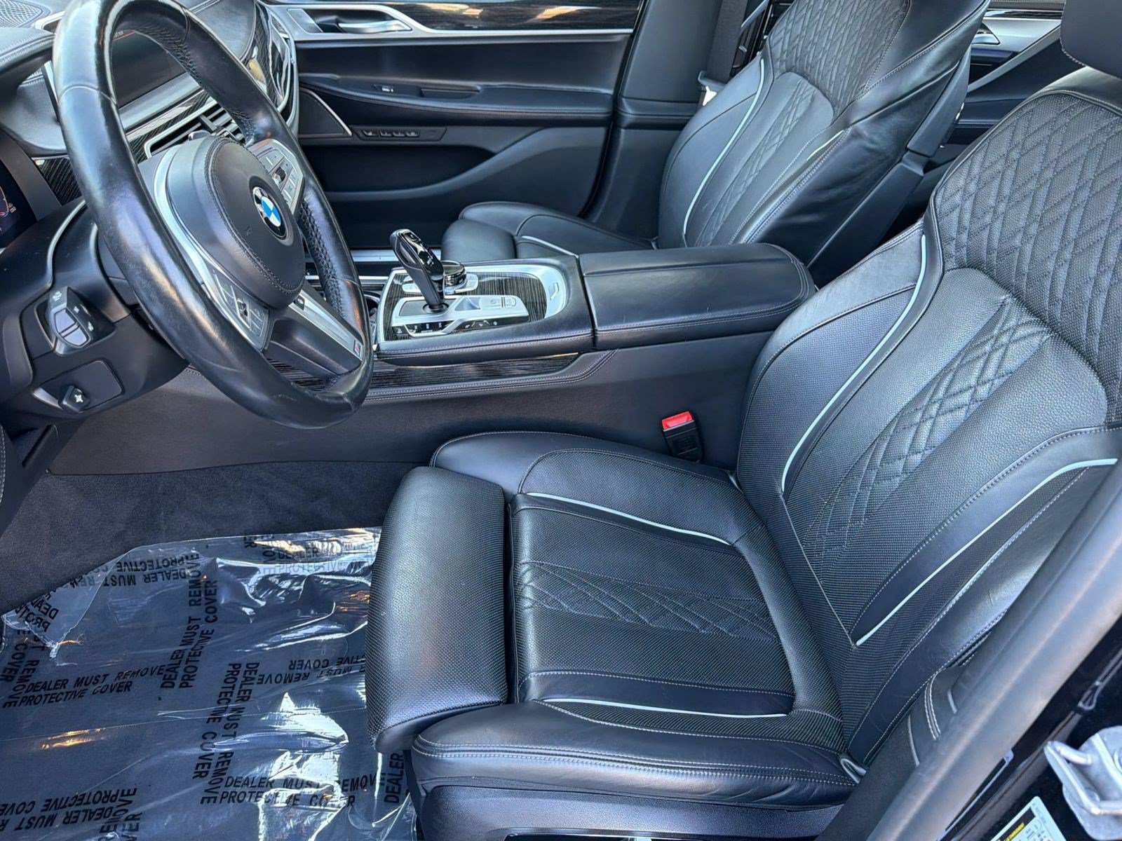 Used 2022 BMW 740i xDrive w/ M Sport Package AWD/4WD image 5