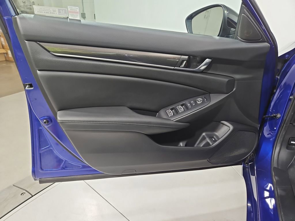 Used 2022 Honda Accord Sport Special Edition image 10