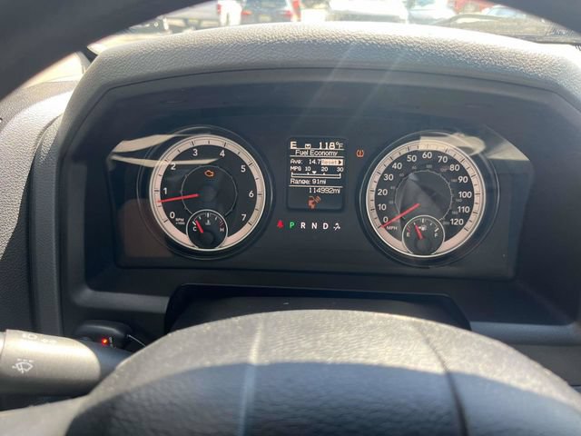 Used 2017 RAM 1500 Express RWD image 26