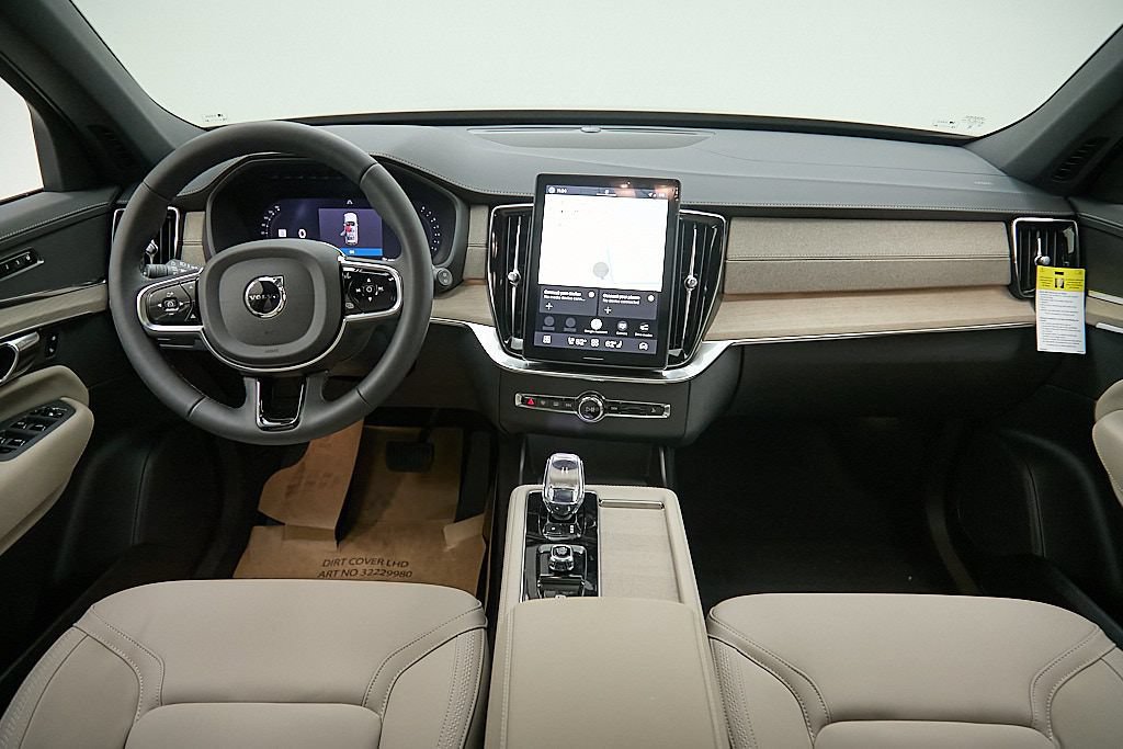 New 2026 Volvo XC90 B6 Plus w/ Protection Package AWD/4WD image 22