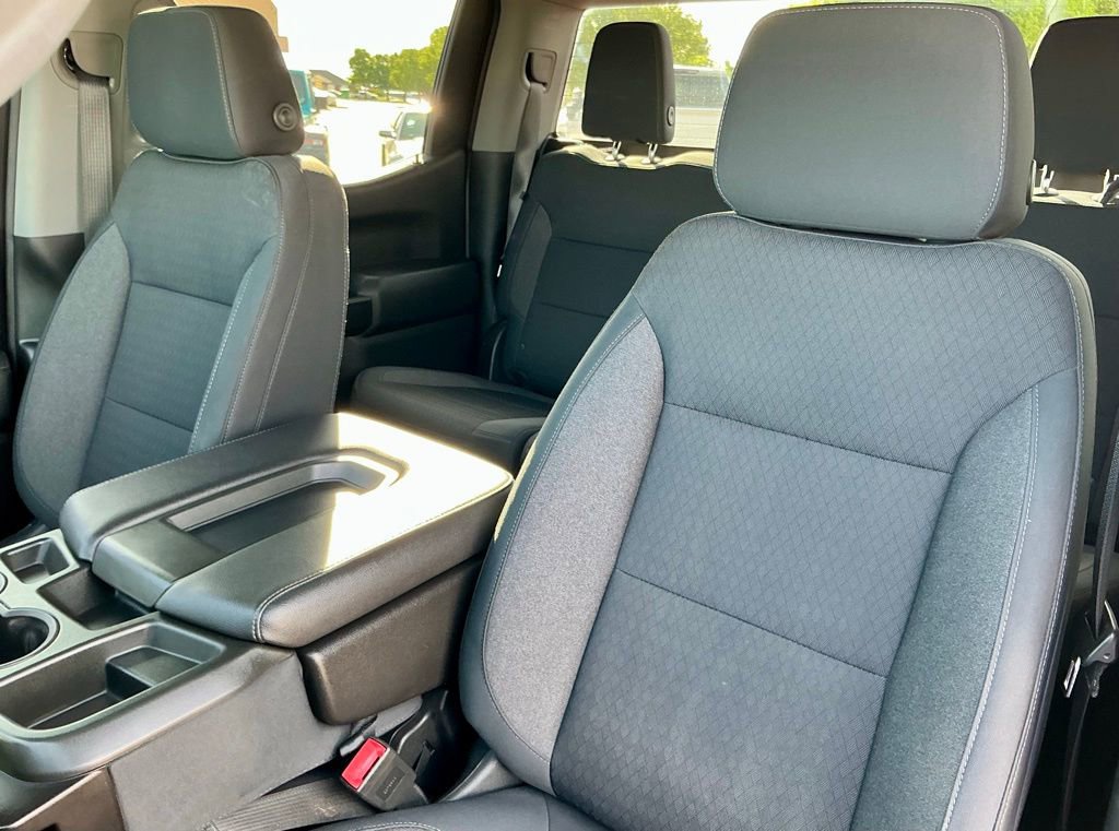 Used 2019 Chevrolet Silverado 1500 LT w/ Texas Edition image 40