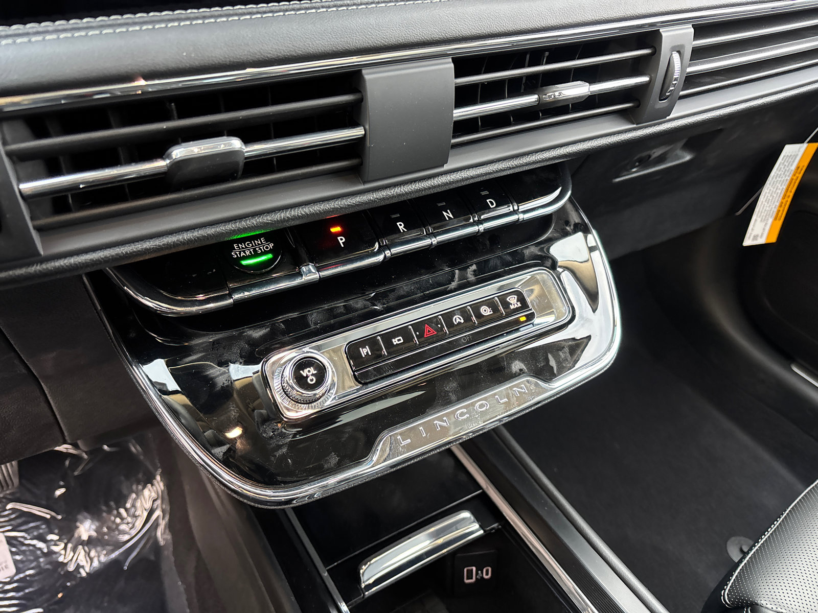 New 2026 Lincoln Corsair Premiere image 22