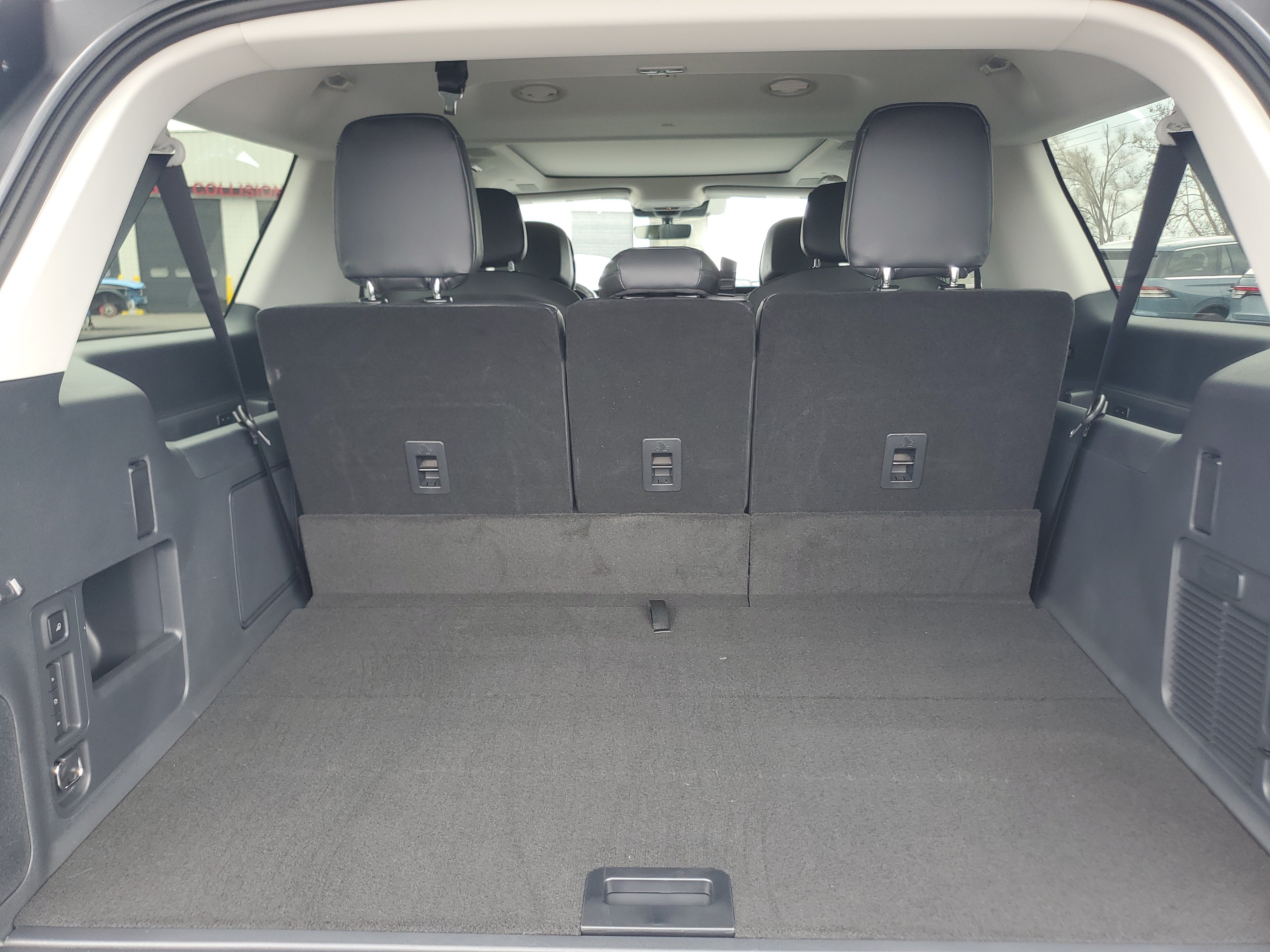 New 2026 Lincoln Navigator L Reserve AWD/4WD image 32