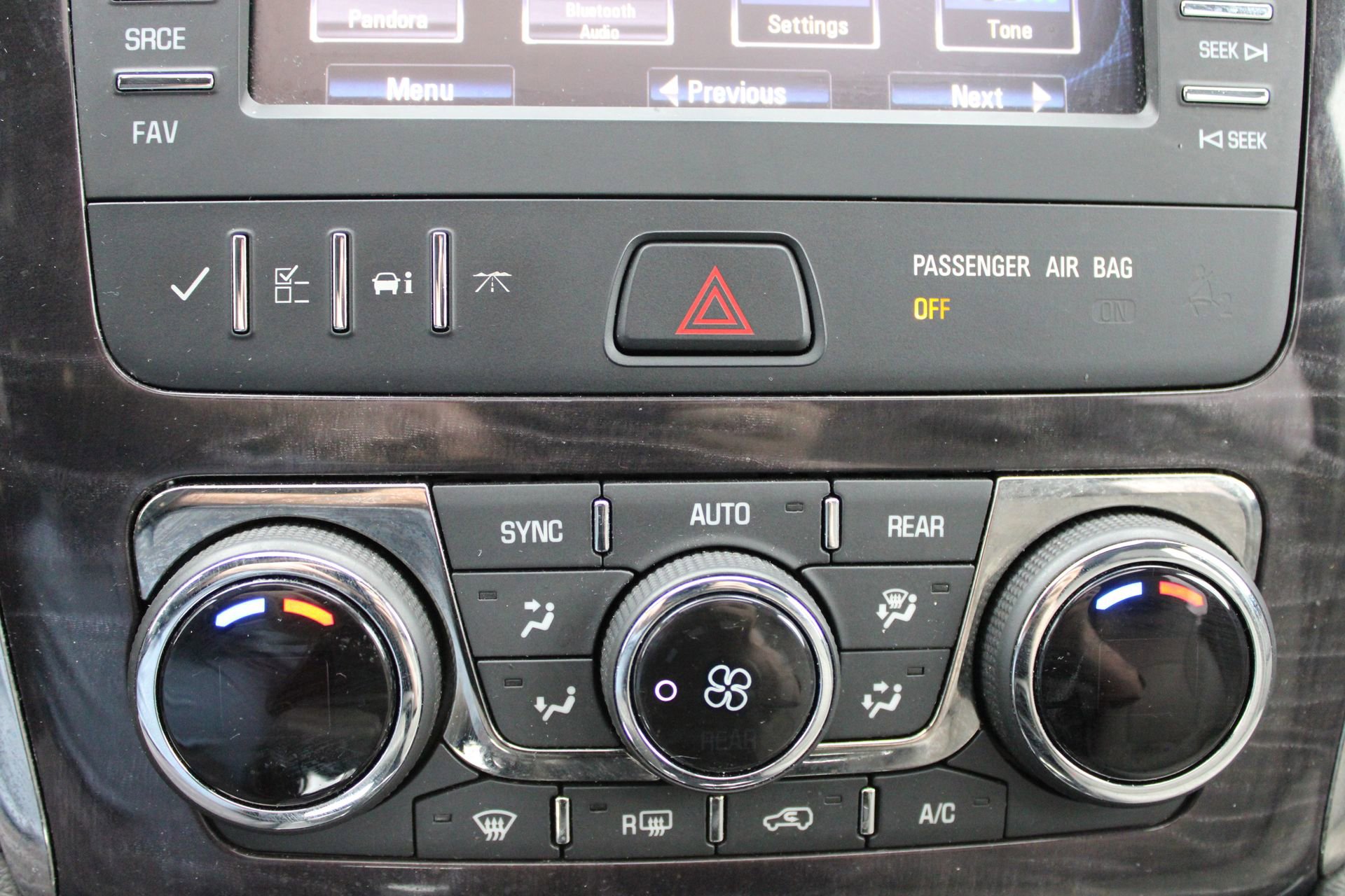 Used 2017 Buick Enclave Leather w/ Enclave Sport Touring Edition image 40