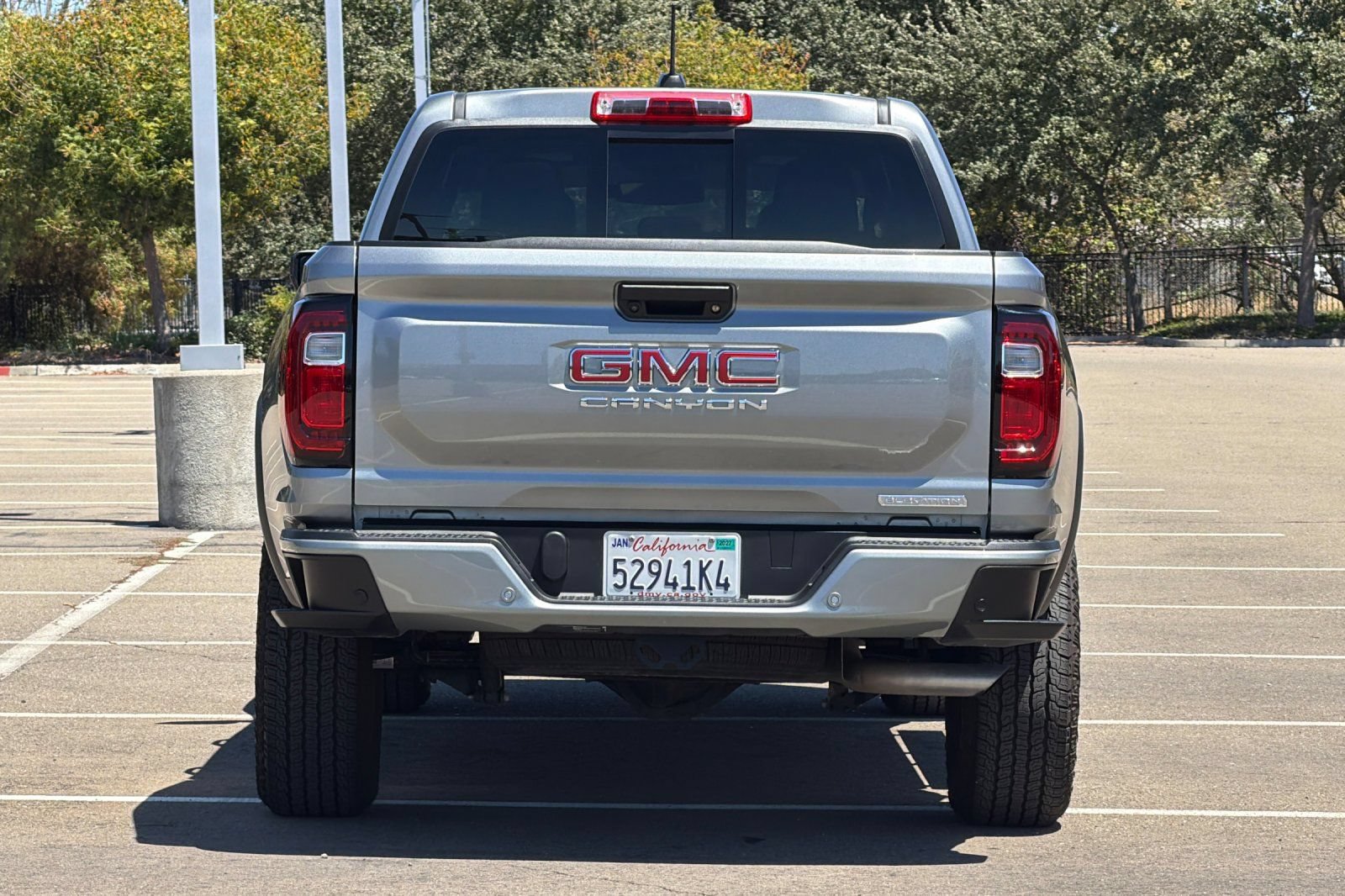 Used 2024 GMC Canyon Elevation w/ Elevation Premium Package RWD image 5