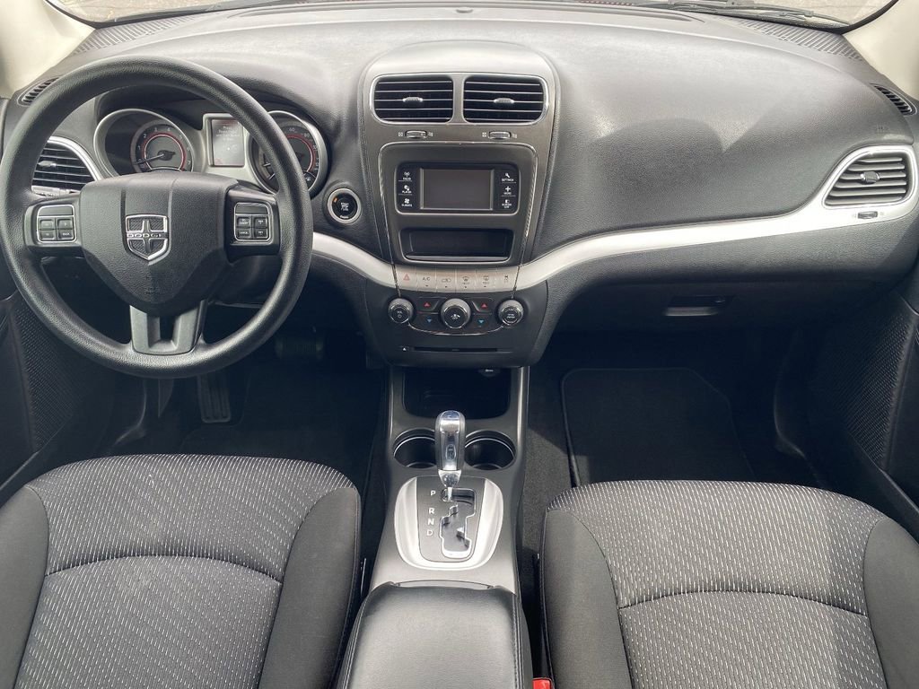 Used 2015 Dodge Journey SXT w/ Flexible Seating Group FWD image 15