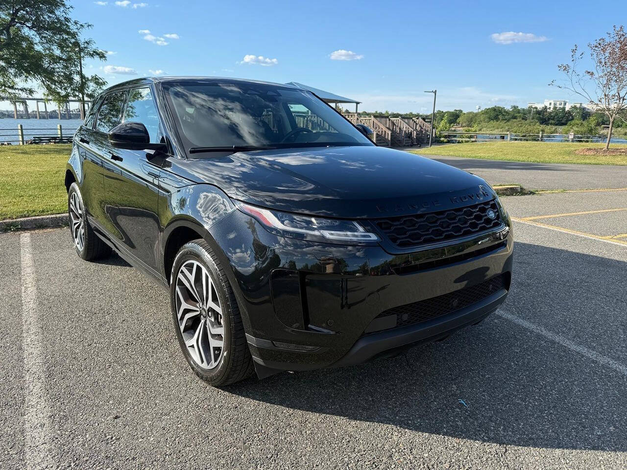 Used 2023 Land Rover Range Rover Evoque SE