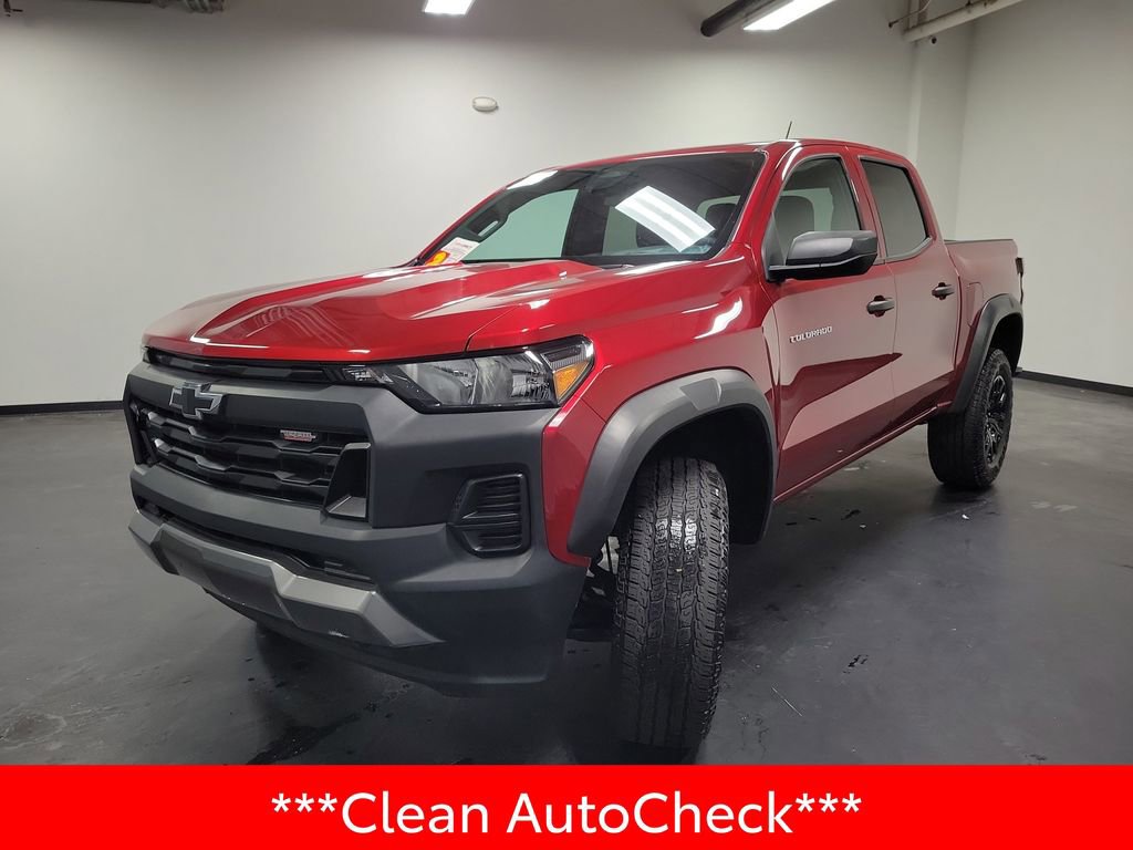Used 2023 Chevrolet Colorado Trail Boss image 4