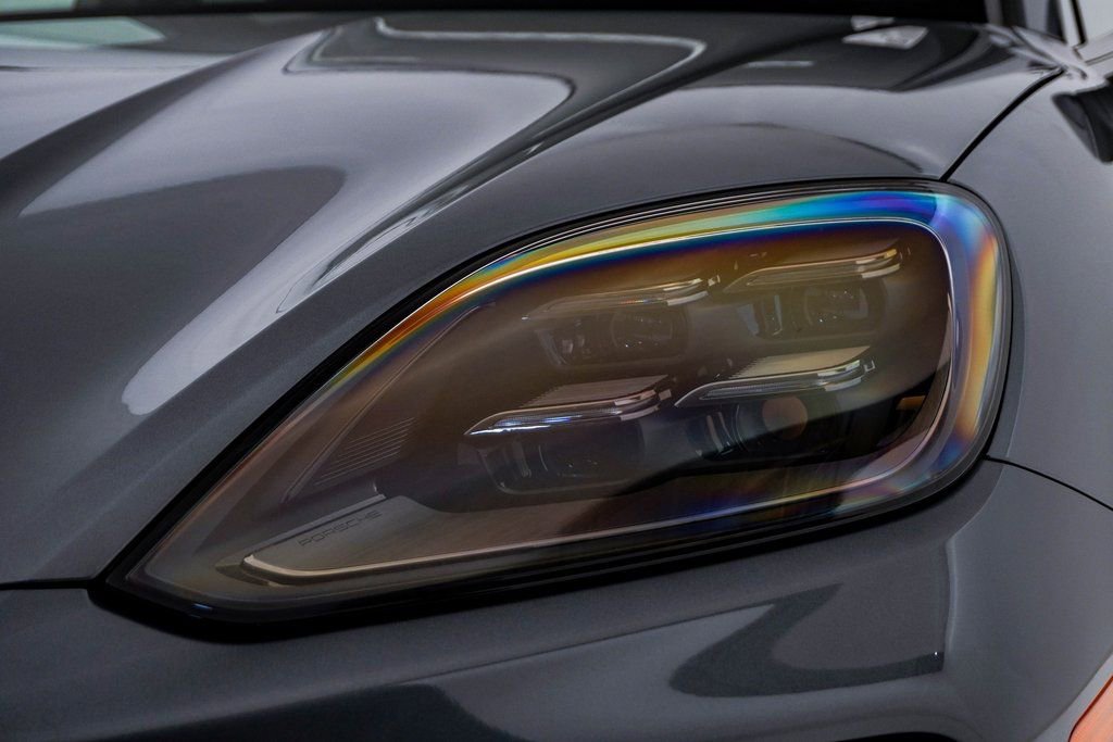 New 2026 Porsche Cayenne image 7