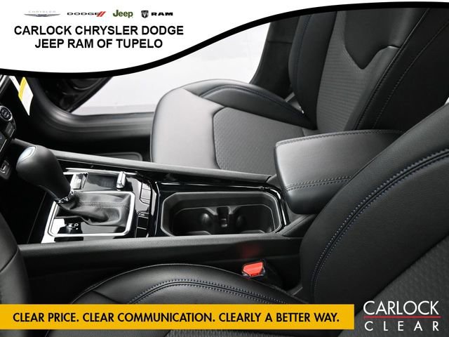 New 2026 Jeep Compass Latitude image 17