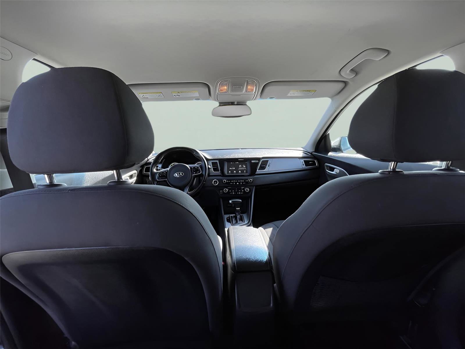 Used 2018 Kia Niro LX image 17