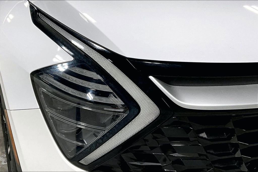 Used 2024 Kia Sportage EX image 38