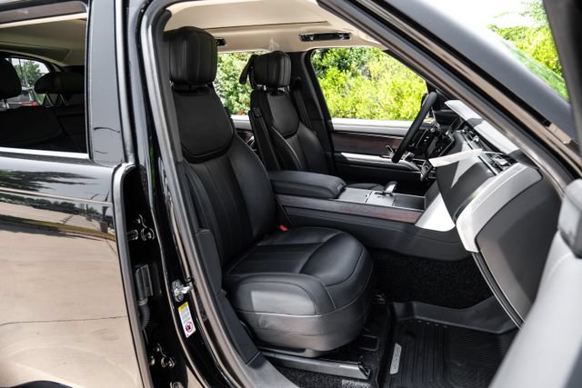 New 2026 Land Rover Range Rover SE AWD/4WD image 45