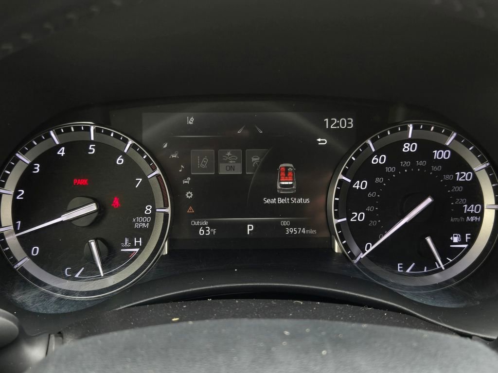 Used 2022 Toyota Highlander XLE FWD image 26