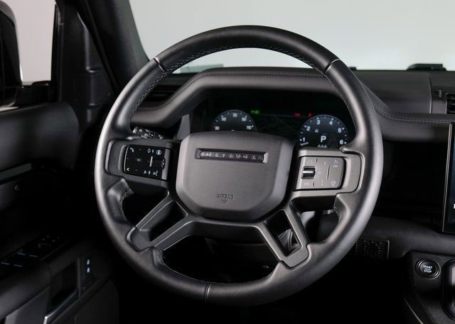 Used 2025 Land Rover Defender 110 S image 12