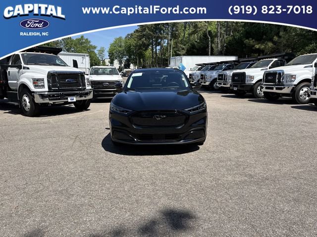 Certified 2025 Ford Mustang Mach-E Premium RWD image 3