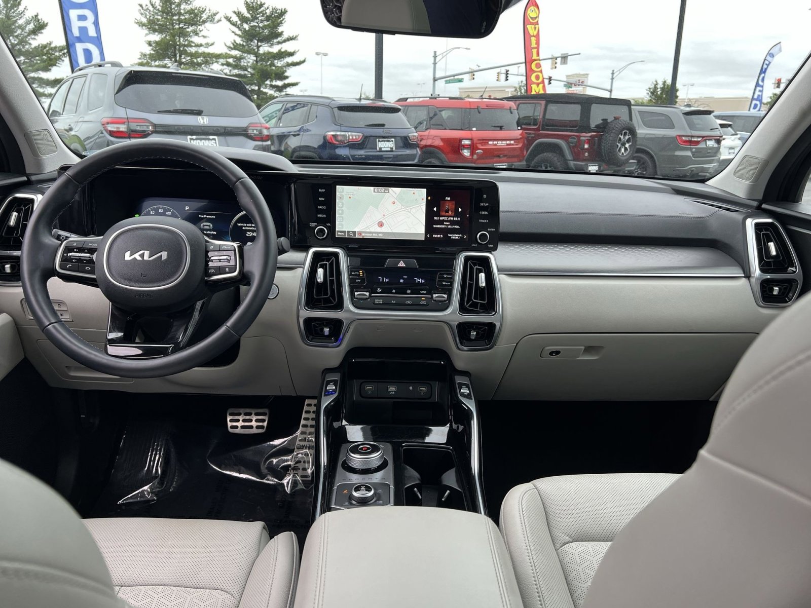 Used 2023 Kia Sorento SX Prestige AWD/4WD image 31