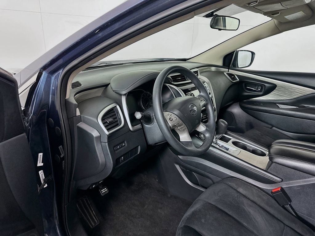 Used 2018 Nissan Murano S image 9