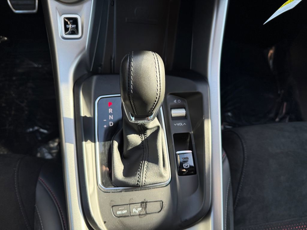 Used 2024 Dodge Hornet R/T Plus image 33