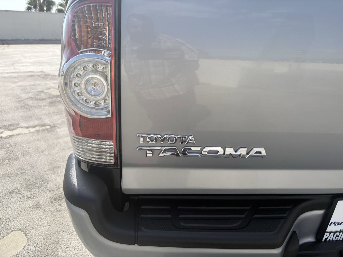 Used 2015 Toyota Tacoma PreRunner image 15